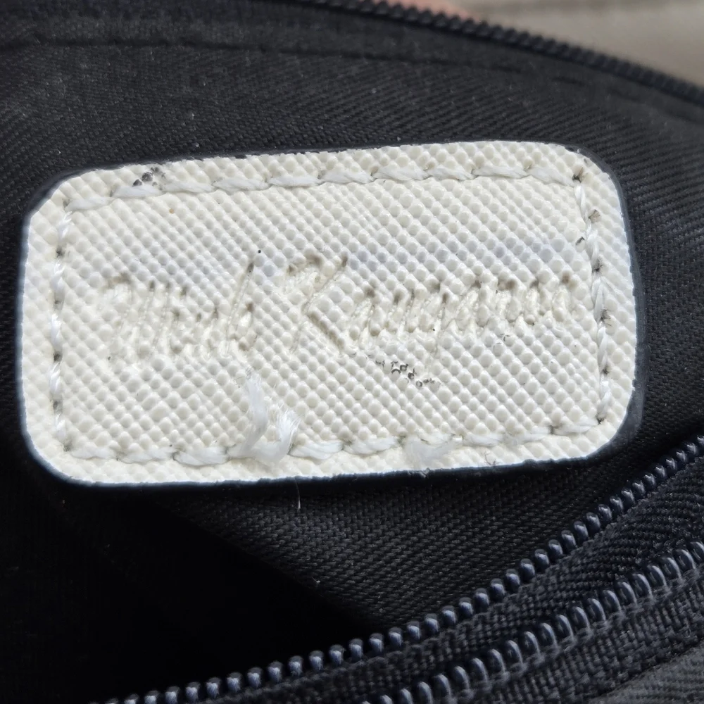 Wink Kangaroo Backpack Purse Bag Winter White Side Zippers Adjustable Straps - Picture 11 of 16